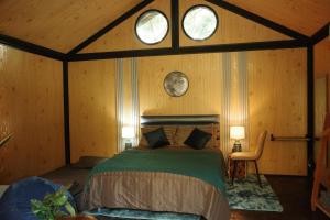 Baanraisongshul K&E Gardens