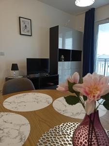 Lux Corner Park przestronne mieszkanie z klimatyzacją i podziemnym garażem