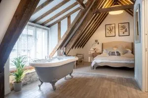 Luxury Thatched Cotswold Cottage, amazing location - 温什科姆