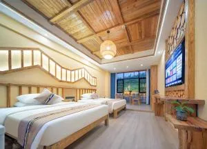 Fenglin Woodhouse B&B in Wulingyuan District, Zhangjiajie - Hanqiyu