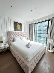 Metropole Thu Thiem - Luna Apartment - Chic, Unbeatable LOCATION, Great Value!!!