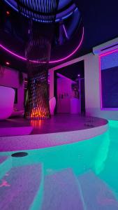 Appartements Suite de luxe erotique chic : photos des chambres