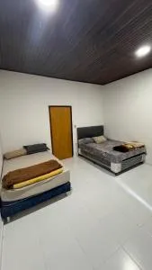 Alquilo casa por Día, Cerca de la costanera de encarnacion - 恩卡纳西翁