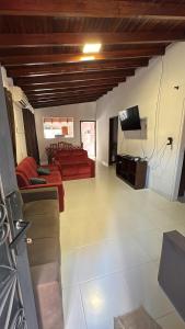 Alquilo casa por Día, Cerca de la costanera de encarnacion