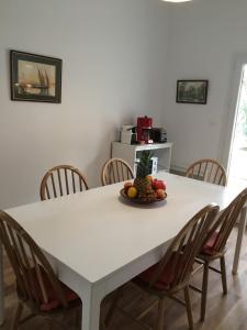 Maison bord de mer climatisée La Capte , Hyères