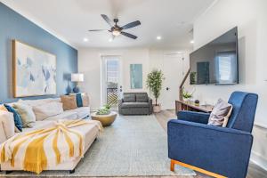 Luxury Stylish 3BR Oasis - Tampa Retreat