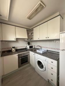 Apartamento frente al mar, Talima