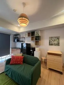 Royal Deluxe & Private Apartments - West Jakarta - Glongbaru