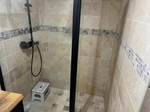 Maisons de vacances F1 Moderne avec Piscine privee et Vue sur le Garlaban : photos des chambres