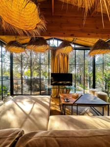 Evergreen 1BR Wood Cabin with Bassin & Terrace