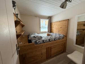 CRISTALLINES App 6 personnes Val dIsère Centre, Garage