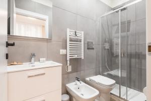 C2 Top Class Apartment, 2 camere da letto con giardino in zona Via Veneto distante 15 minuti a piedi da Fontana di Trevi
