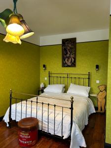 Deluxe Double Room with Shower room in Moonfleet Guest House