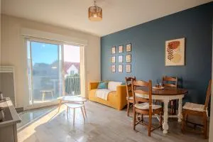 À Trois Minutes de la Gare - 萨特鲁维尔