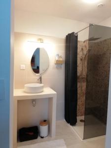 2 chambres 4pers à 13km Du Puy dufou