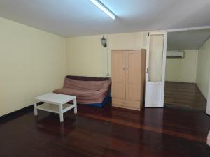 Gold house apartment