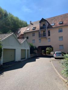 Chez Mathias 2 bedrooms 2 beds cribs garage