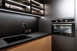 Modern Apartment in the Heart of the City