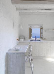 MELANOPETRA boutique apartments Nisyros Greece