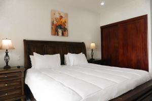 Breakwater Point 402 - Jaco