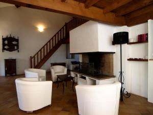 Appartements Les MAGNANS : photos des chambres