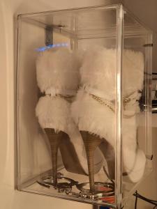 Maisons d'hotes Love-room Discret 40 m2 Bormes les mimosas village avec Terrasse : photos des chambres