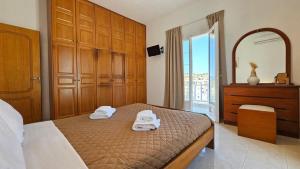 SUNSET VILLA MILOS pera triovasalos