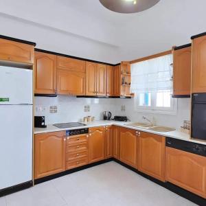 SUNSET VILLA MILOS pera triovasalos