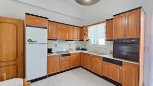 SUNSET VILLA MILOS pera triovasalos