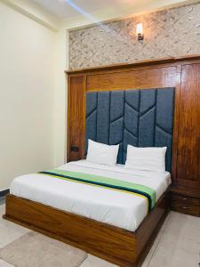 Hotel Wonder House - Free Parking- 5g Free Wifi, Modern Boutique Property