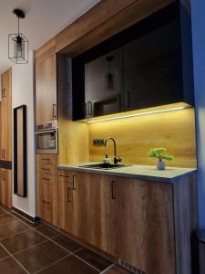 Spirit of Corvin Apartment - Fast airport access 15-20 minutes by taxi