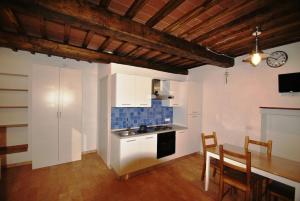 quaint and new studio by the sea