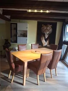 Ferienhaus Bine - 埃施韦格