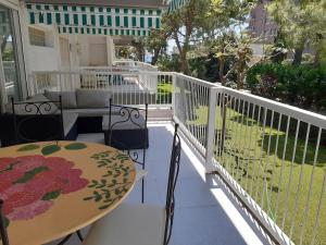 Apartamento primera línea de playa en Benicasim - Ubytování bez kategorie ve městě Benicassim