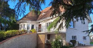 Maisons d'hotes Le Luquentia, demeure de charme, piscine, grand jardin, spa, billard : photos des chambres