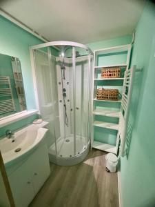 Maisons d'hotes Le Luquentia, demeure de charme, piscine, grand jardin, spa, billard : photos des chambres