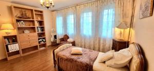 Maisons d'hotes Le Luquentia, demeure de charme, piscine, grand jardin, spa, billard : photos des chambres