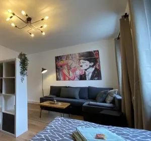 CHARLIE , Solingen Mitte, Ferien/Messe Wohnung für bis zu 5 Personen - Solingen