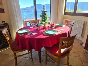 Lago Maggiore - Traumbalkon mit Seeblick & Pool und 2 SZ