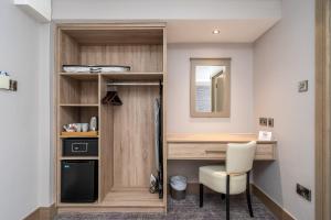 Rochestown Lodge Hotel