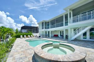 Memories on Madison by Sun Palace Vacations