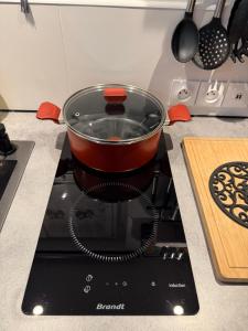 Chez Pascal et Louna au calme avec Jacuzzi ! Proche PARIS et RER B et CDG AÉROPORT