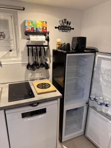 Chez Pascal et Louna au calme avec Jacuzzi ! Proche PARIS et RER B et CDG AÉROPORT