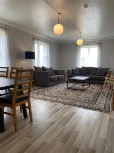 House in the country near lake in Dalarna - Norberg