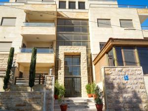 Yafa 2BR N Abdoun Apartment