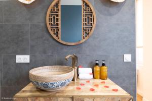 Appartements Le Nid d'Eliyah, suites avec jacuzzi 15min Disneyland Paris : photos des chambres