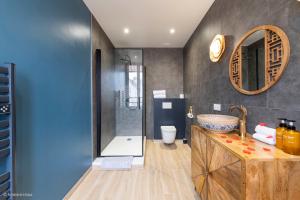 Appartements Le Nid d'Eliyah, suites avec jacuzzi 15min Disneyland Paris : photos des chambres
