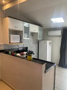 Flat aconchegante com varanda - Carapina