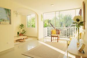 Beautiful oasis of peace in the heart of Pradomar!