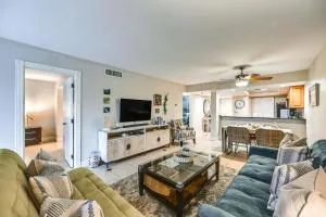 Beachy Marco Island Condo with Resort Amenities! - 马可岛